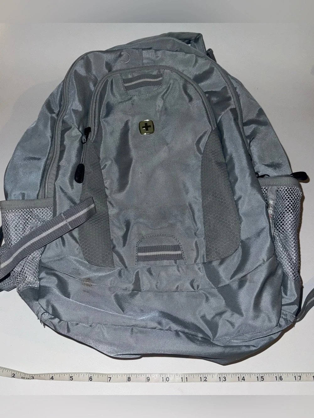 USED Gray Swiss Gear Backpack